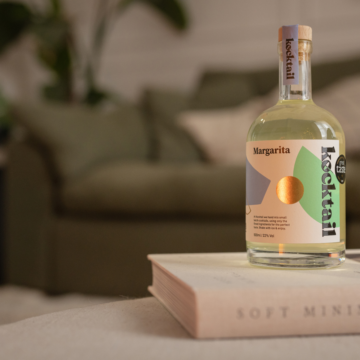 Kocktail Margarita 50cl bottle featuring clean label design and pale citrus colour, ready-to-shake cocktail