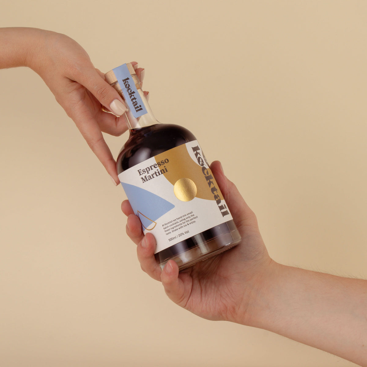 Kocktail Espresso Martini 50cl bottle featuring premium label design and dark coffee liqueur