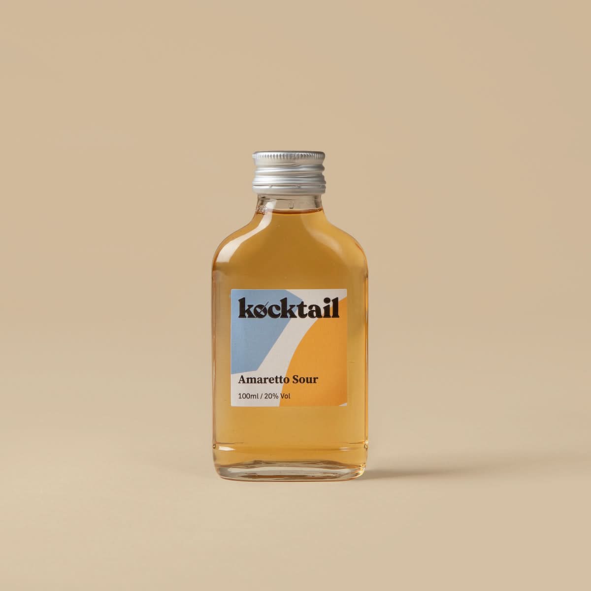 Kocktail Amaretto Sour 100ml bottle featuring warm amber colour and rich almond aroma